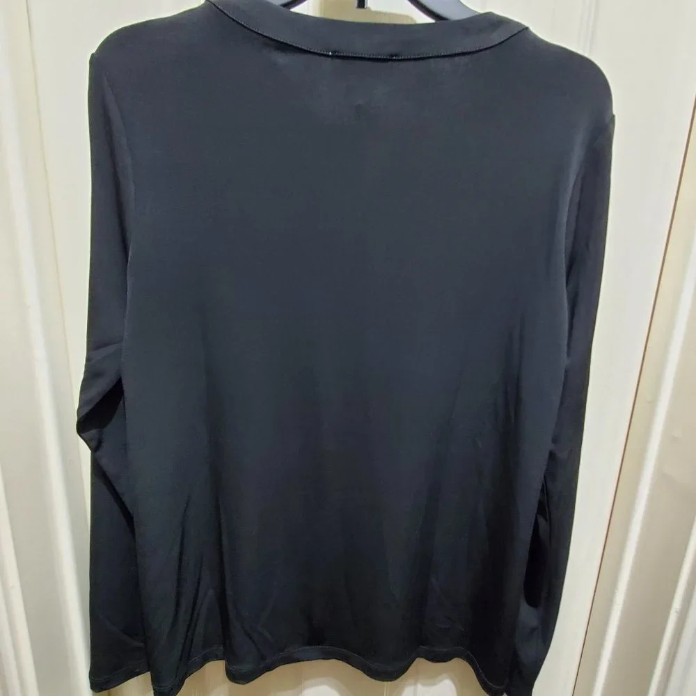 NWT: CARMEN MARO VALVO Black Long-Sleeve Medium Blouse - Picture 4 of 10
